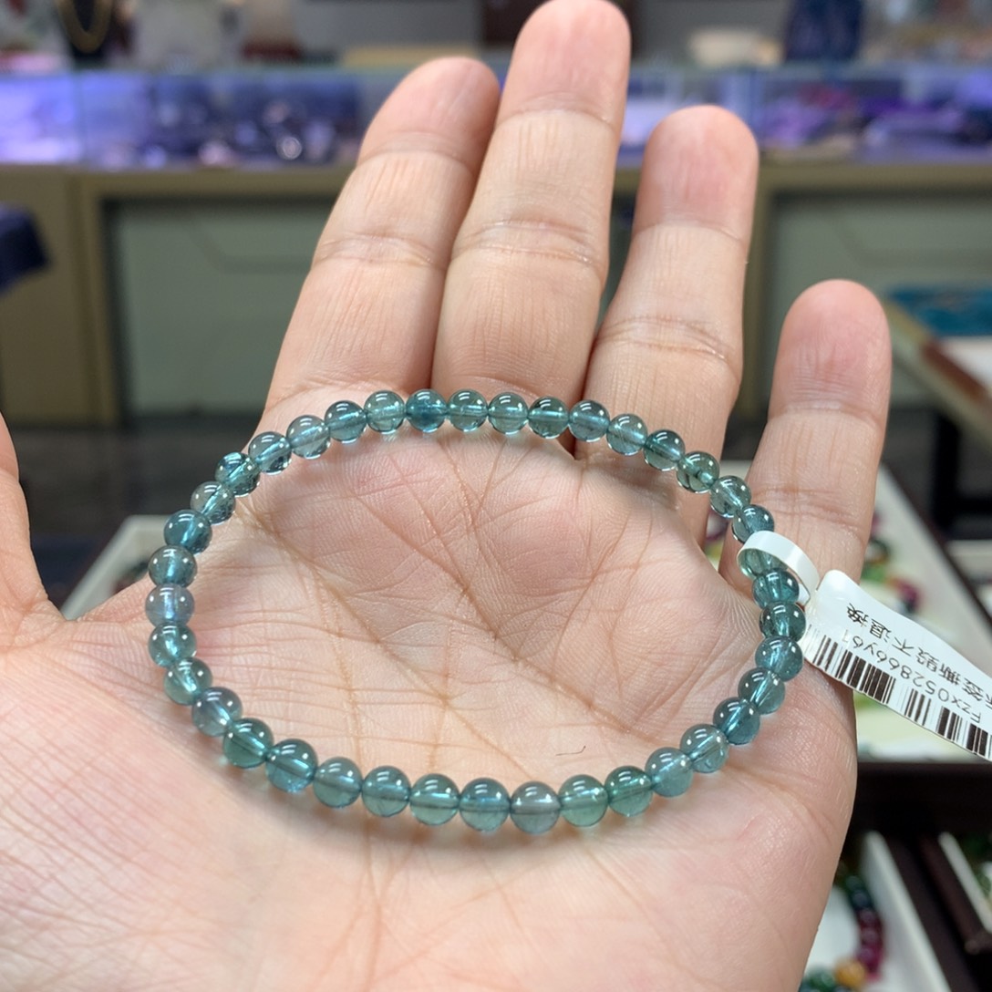 未镶嵌碧玺手链5左右