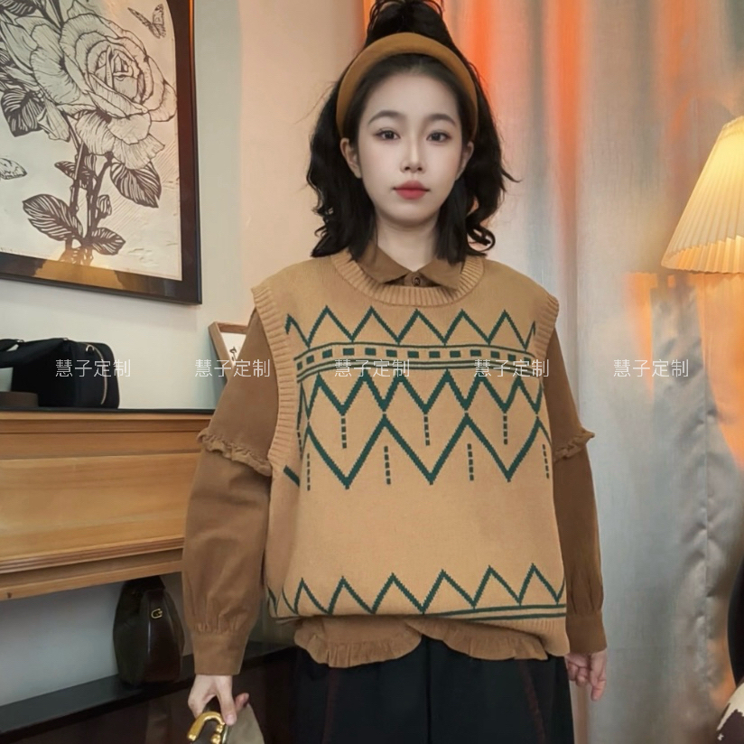 慧子“旧时光影”几何钩花撞色针织马甲女春秋宽松叠穿无袖坎肩背心