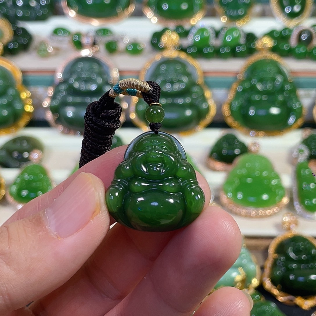 和田玉（碧玉）18K金镶嵌颈饰25mm