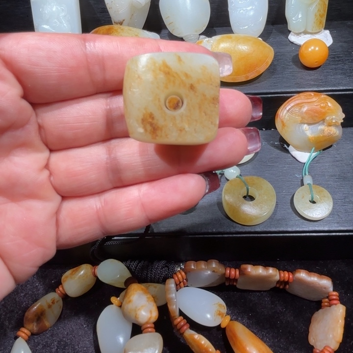 和田玉吊坠(不含链)未镶嵌