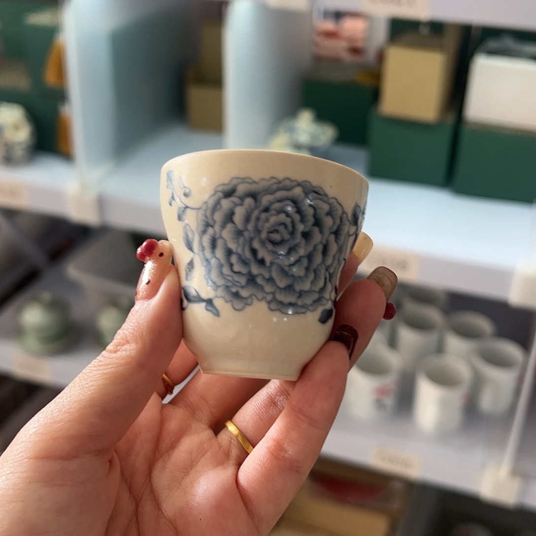 瓷片青**酒哈哈哈哈哈哈哈哈哈