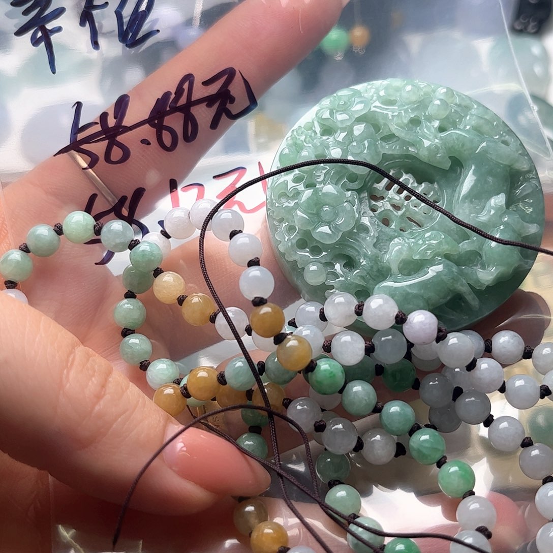 翡翠未镶嵌颈饰小****窝套链