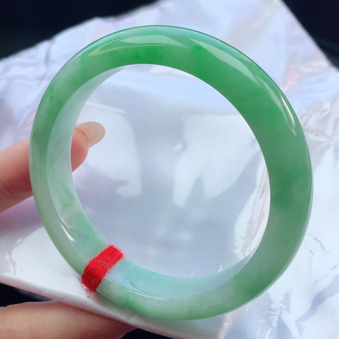 翡翠手镯未镶嵌56圈口882247