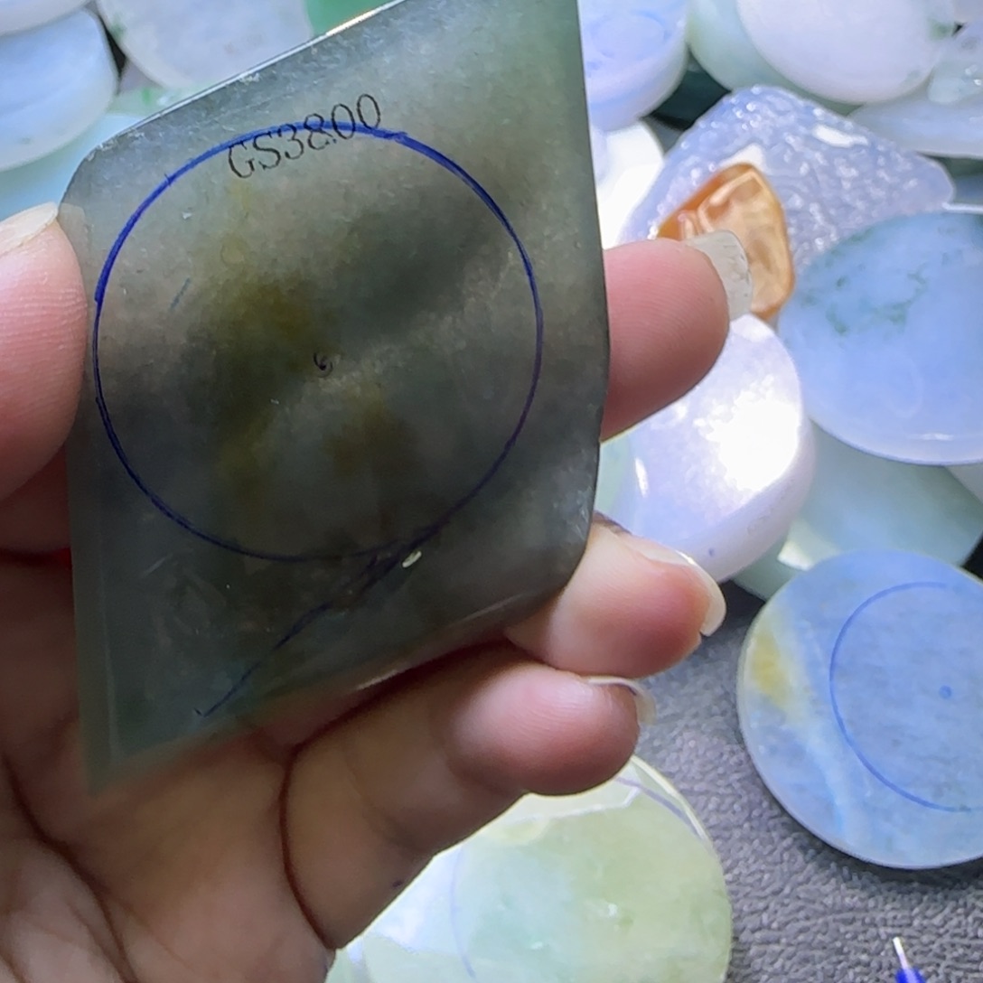 定制翡翠未镶嵌滴*答定制