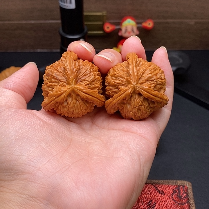 1***狼把件文玩核桃白奔