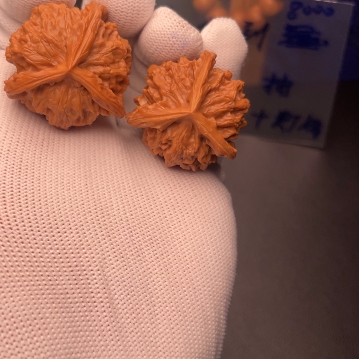 文玩核桃吊坠盘山