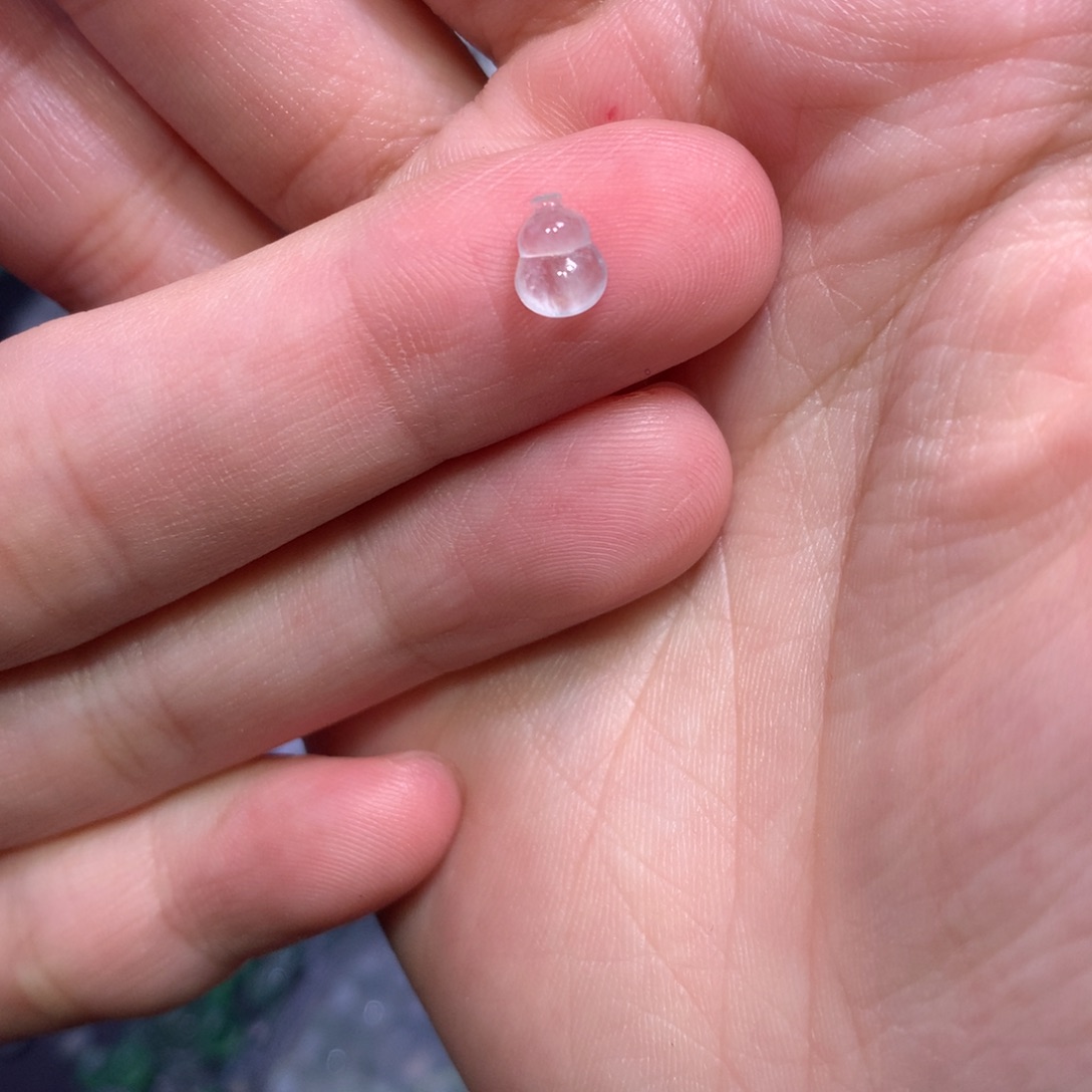 翡翠未镶嵌颈饰葫芦