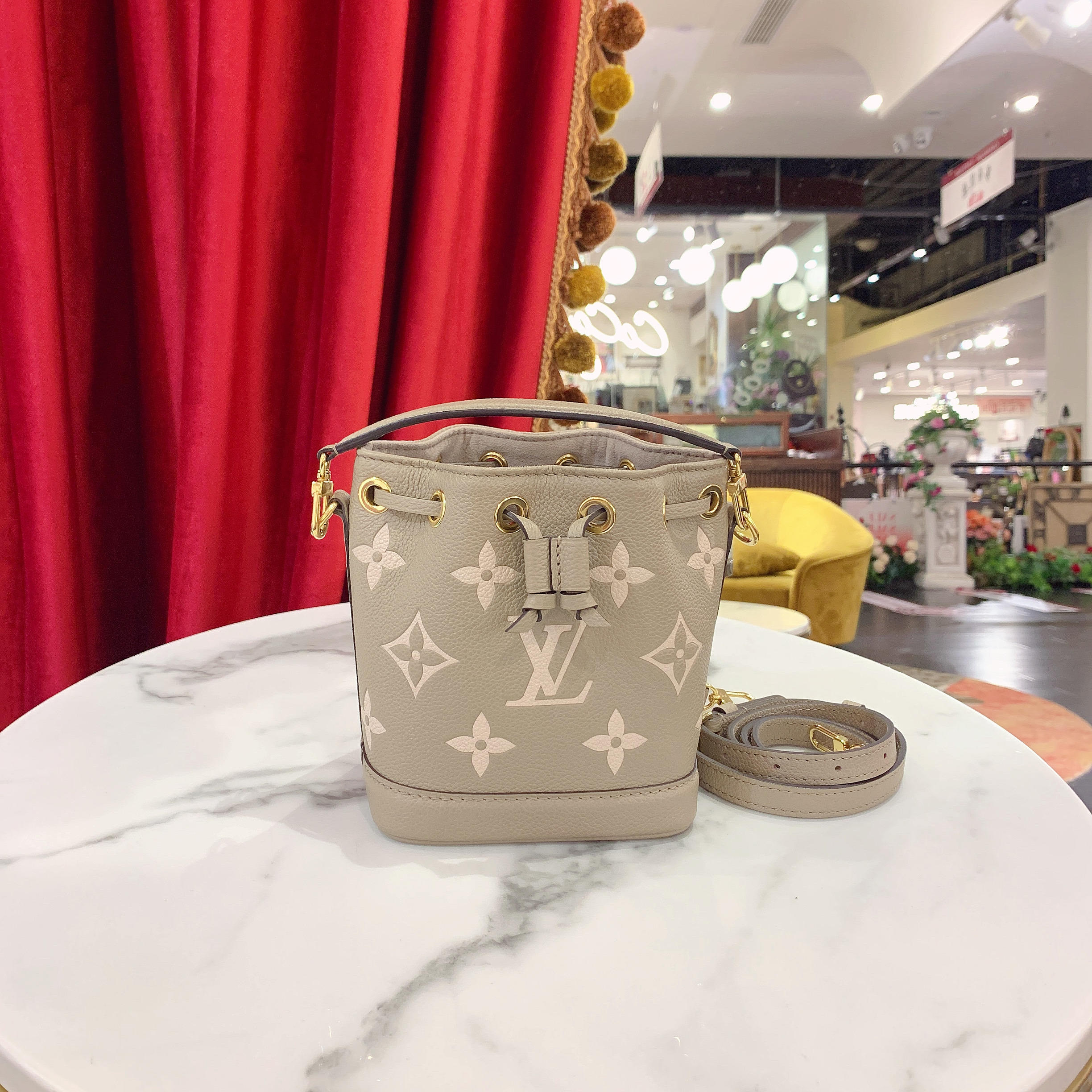 95新 LouisVuitton/路易威登 GGS水桶nano灰单肩包芯片款47620670