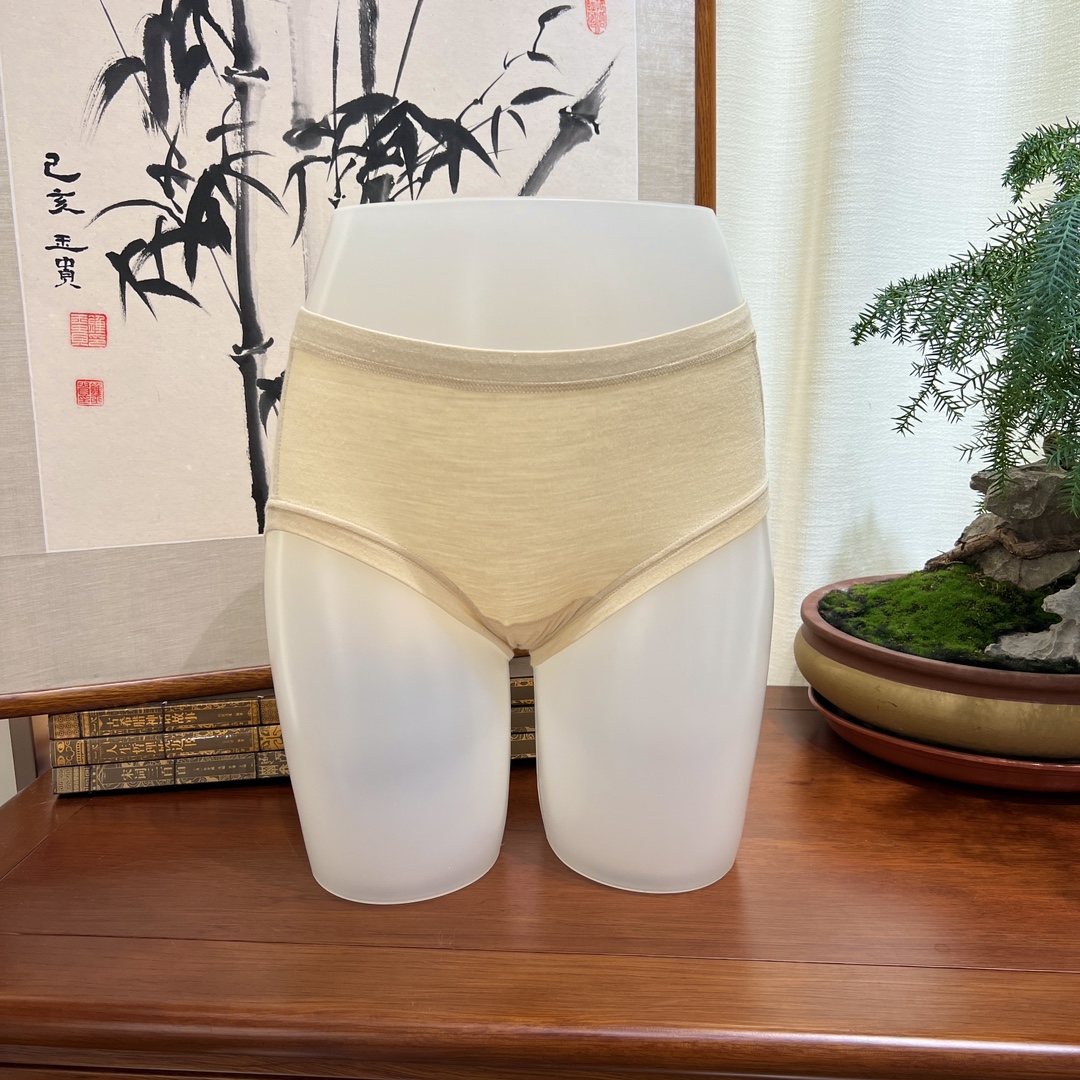 【B品】柞蚕丝女内裤打底舒适透气抑菌亲肤中腰底裤 0886