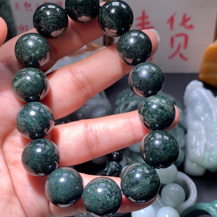 翡翠未镶嵌颈饰保真天然A货翡翠