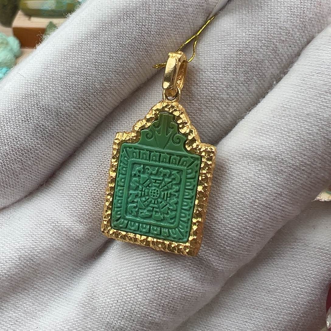 绿松石配饰18K金镶嵌