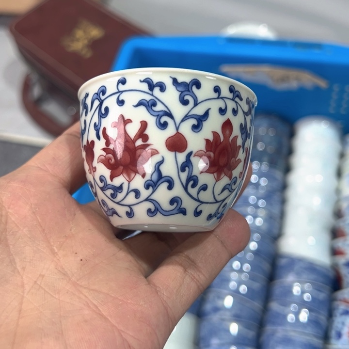 瓷片白青花釉里红缠枝莲客杯全品