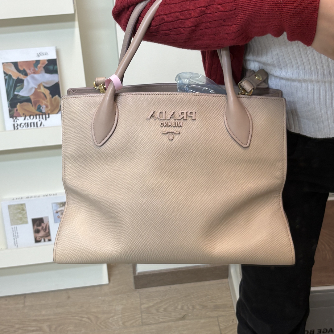 95新 Prada/普拉达 95新裸粉杀手包单肩斜挎