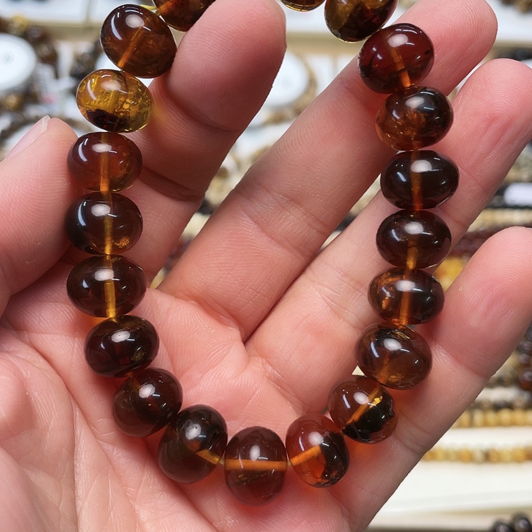 琥珀未镶嵌裸石十二