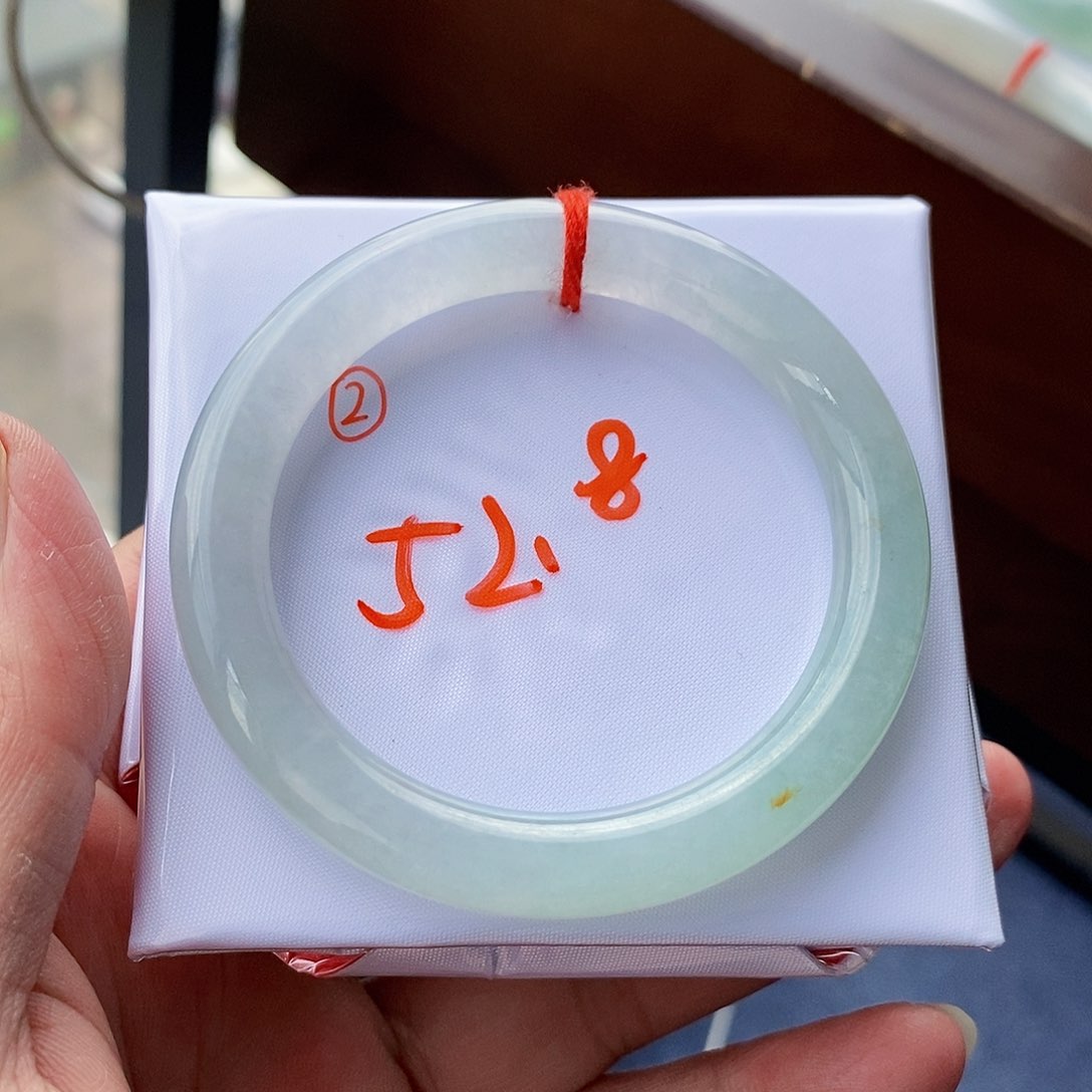 翡翠未镶嵌手镯2号链接