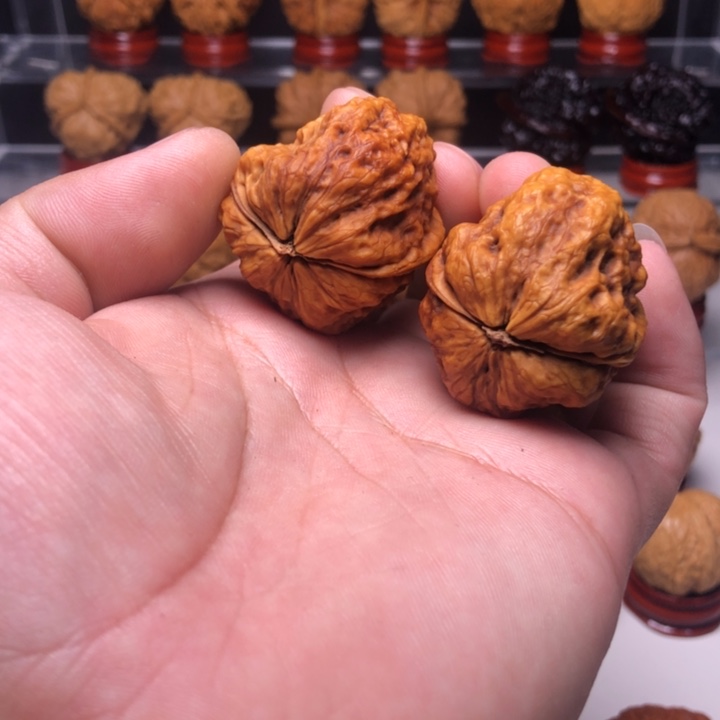 文玩核桃把件9七彩妖蟾