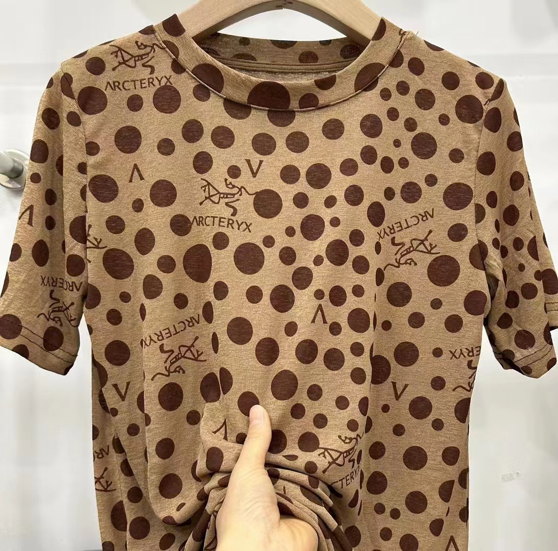 邹先森952-30女士时尚抗起球新潮风染色豹纹碎花休闲T恤短袖圆领