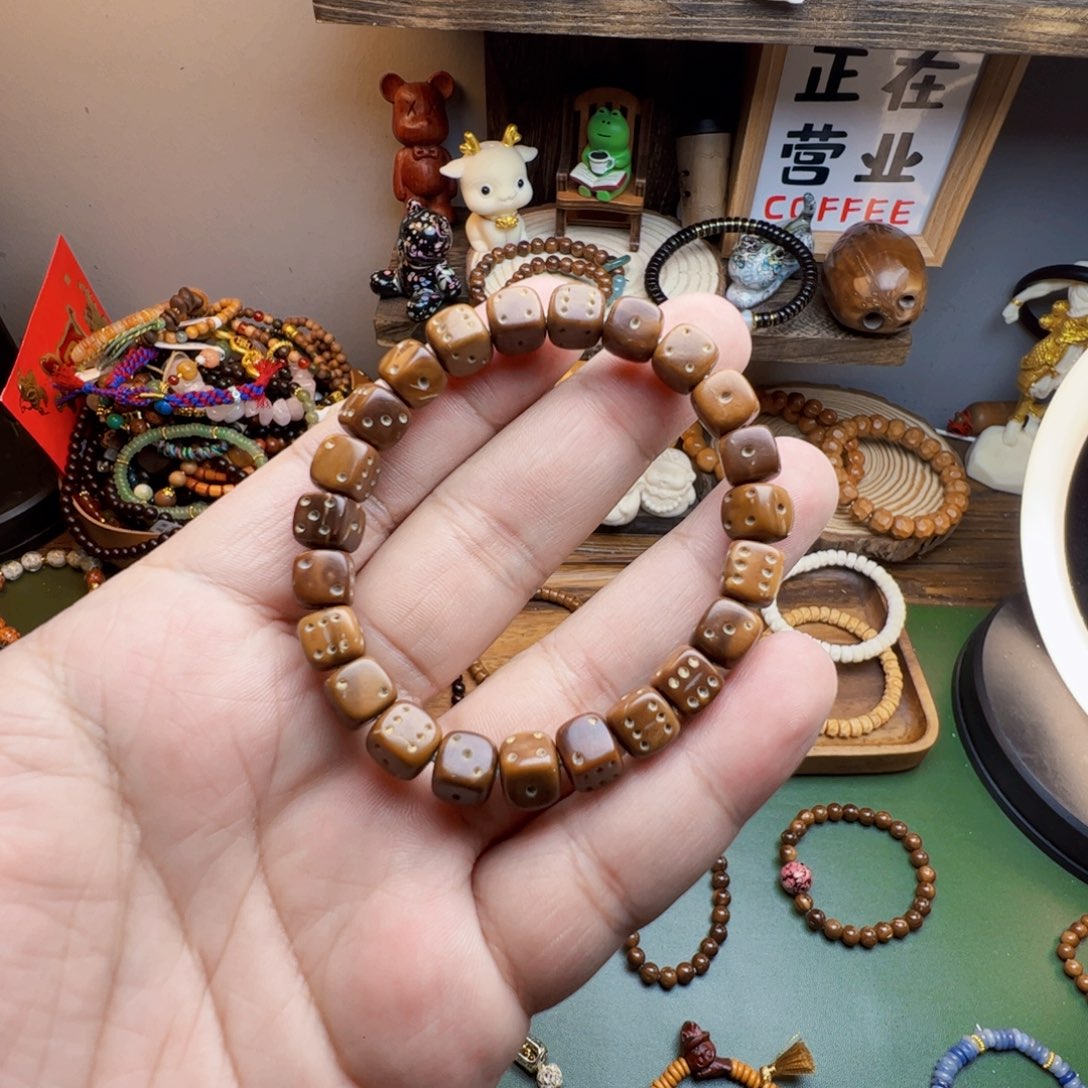 菩提根/象牙果手串