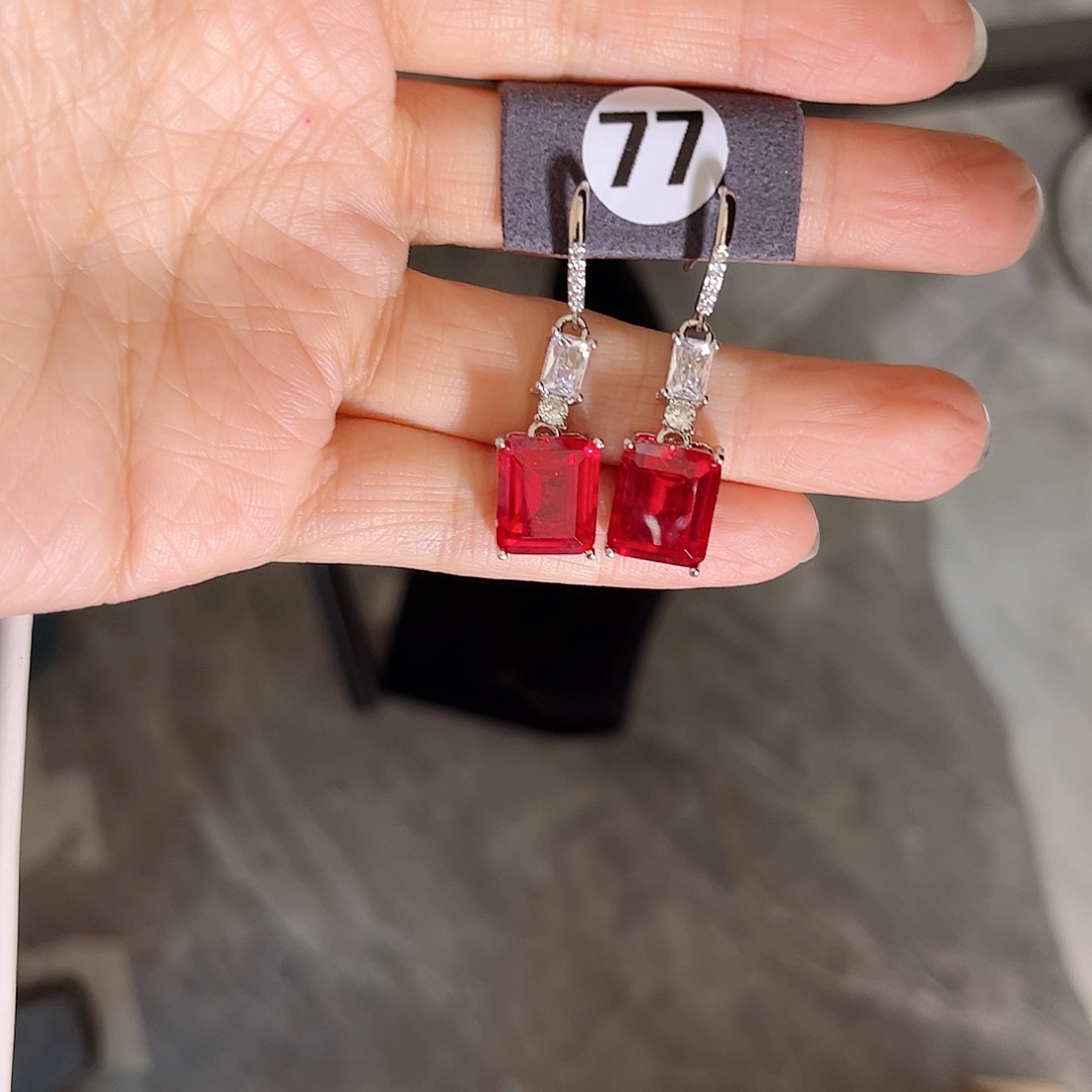 银S925镶嵌耳饰红宝石