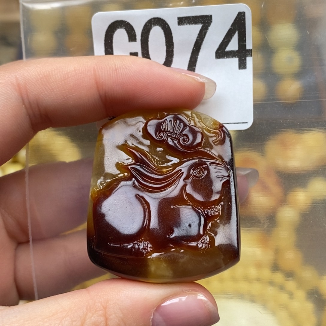 琥珀未镶嵌珠宝奇石