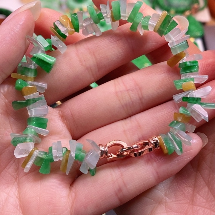 颈饰未镶嵌翡翠吊坠