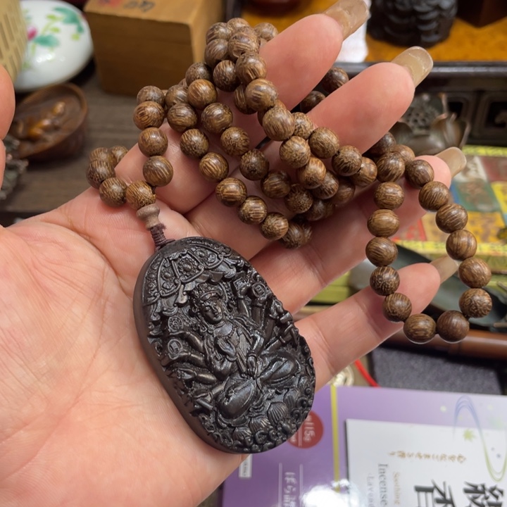 紫檀木类端景台陶瓷艺术家的作品