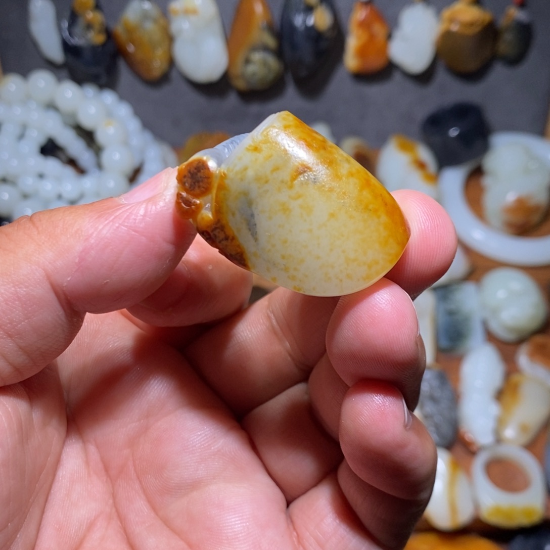 和田玉颈饰未镶嵌1**7