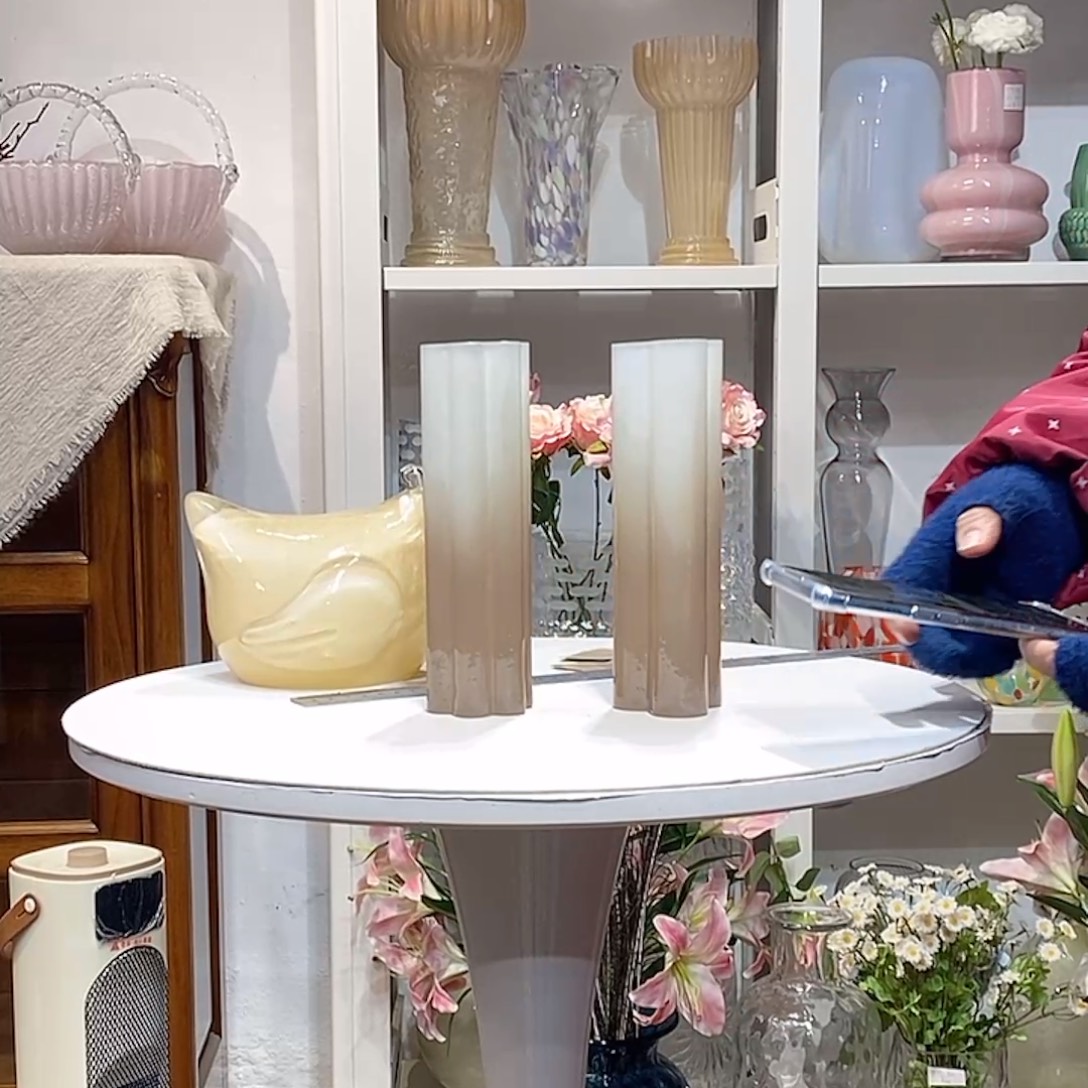 喷色两只 瑕疵 玻璃