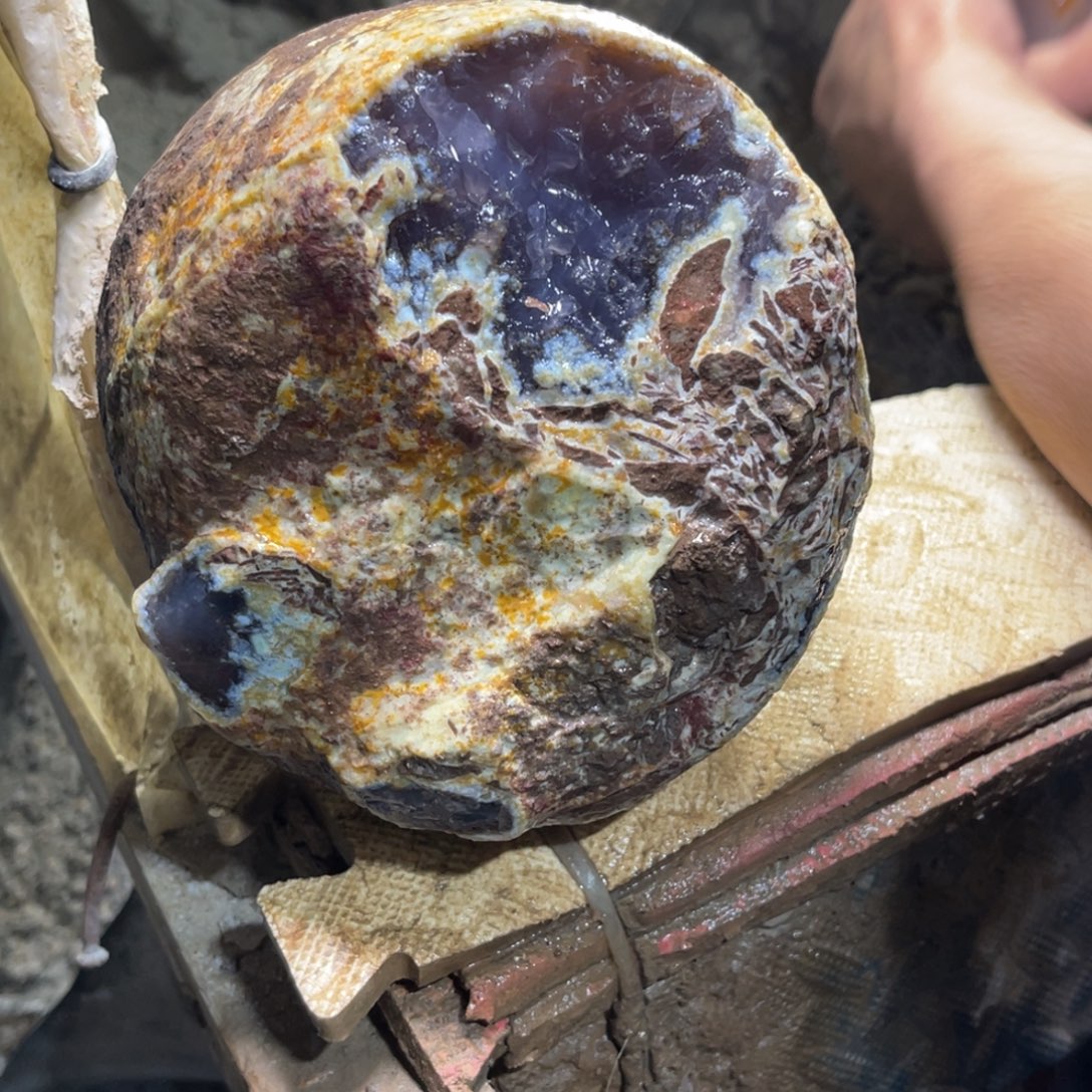 和***生定制玛瑙天然玛瑙手镯原石