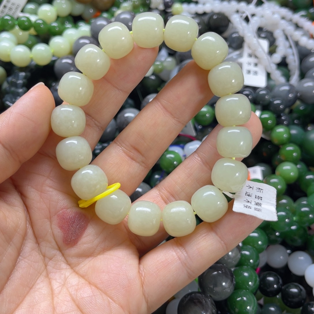 未镶嵌手链和田玉