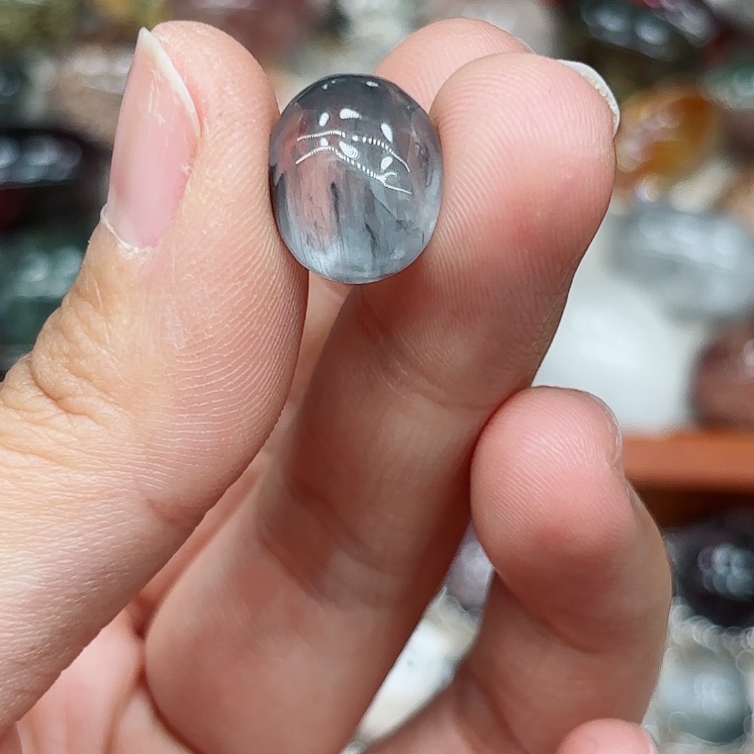 颈饰水晶未镶嵌水晶