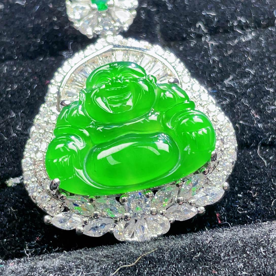 翡翠颈饰未镶嵌87，