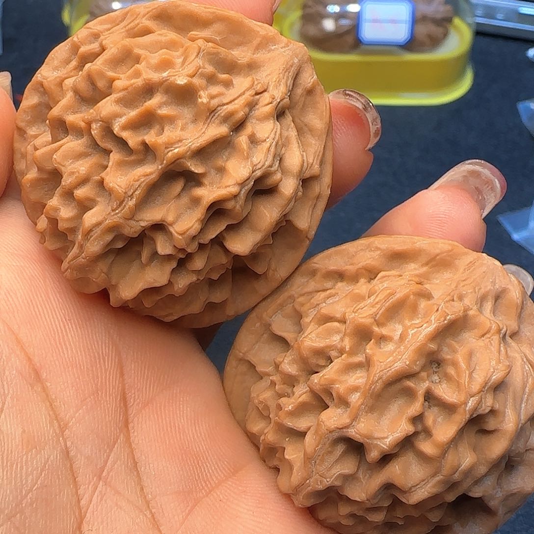 文玩核桃吊坠泰*43红沙峪