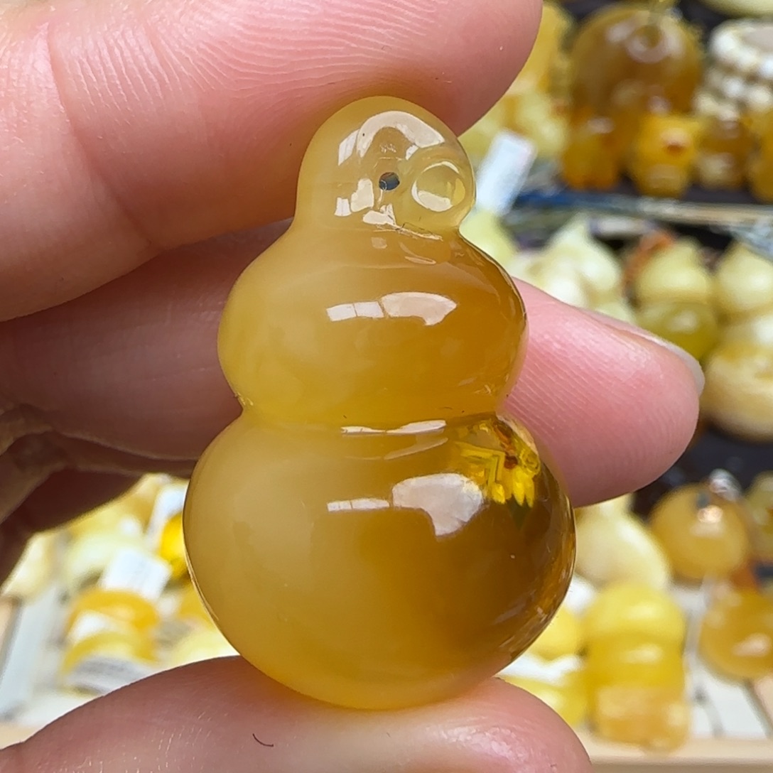蜜蜡吊坠(不含链)未镶嵌不退换天然俄料蜜蜡葫芦吊坠