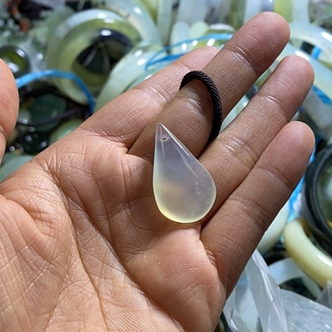 岫玉颈饰未镶嵌多样性发货