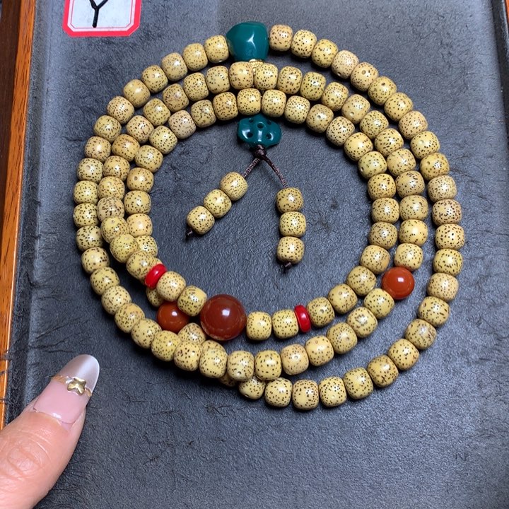 星月菩提吊坠菩提