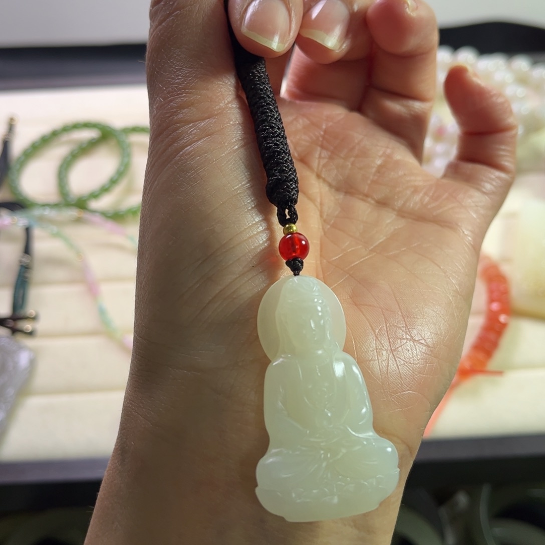 和田玉吊坠未镶嵌