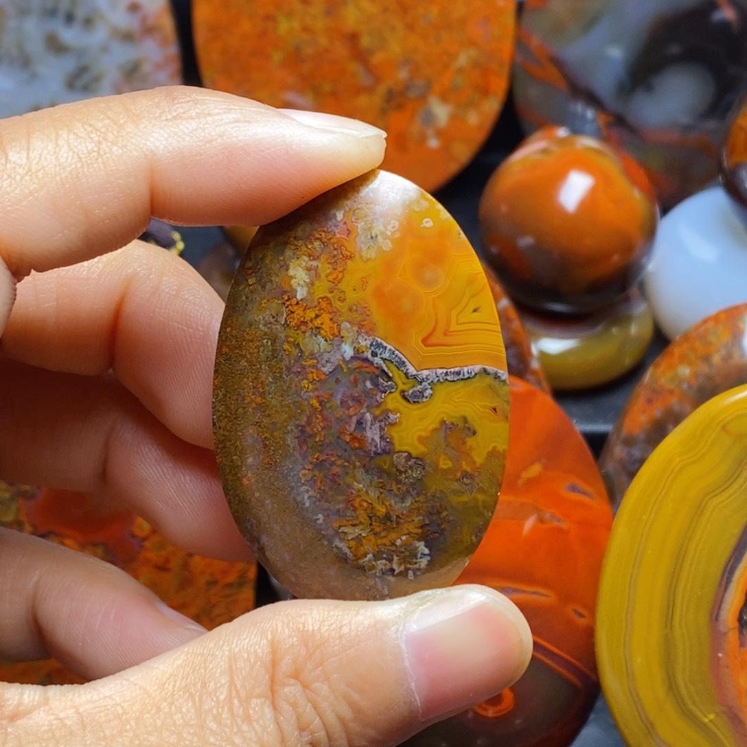 玛瑙/玉髓吊坠(不含链)未镶嵌捞**鱼