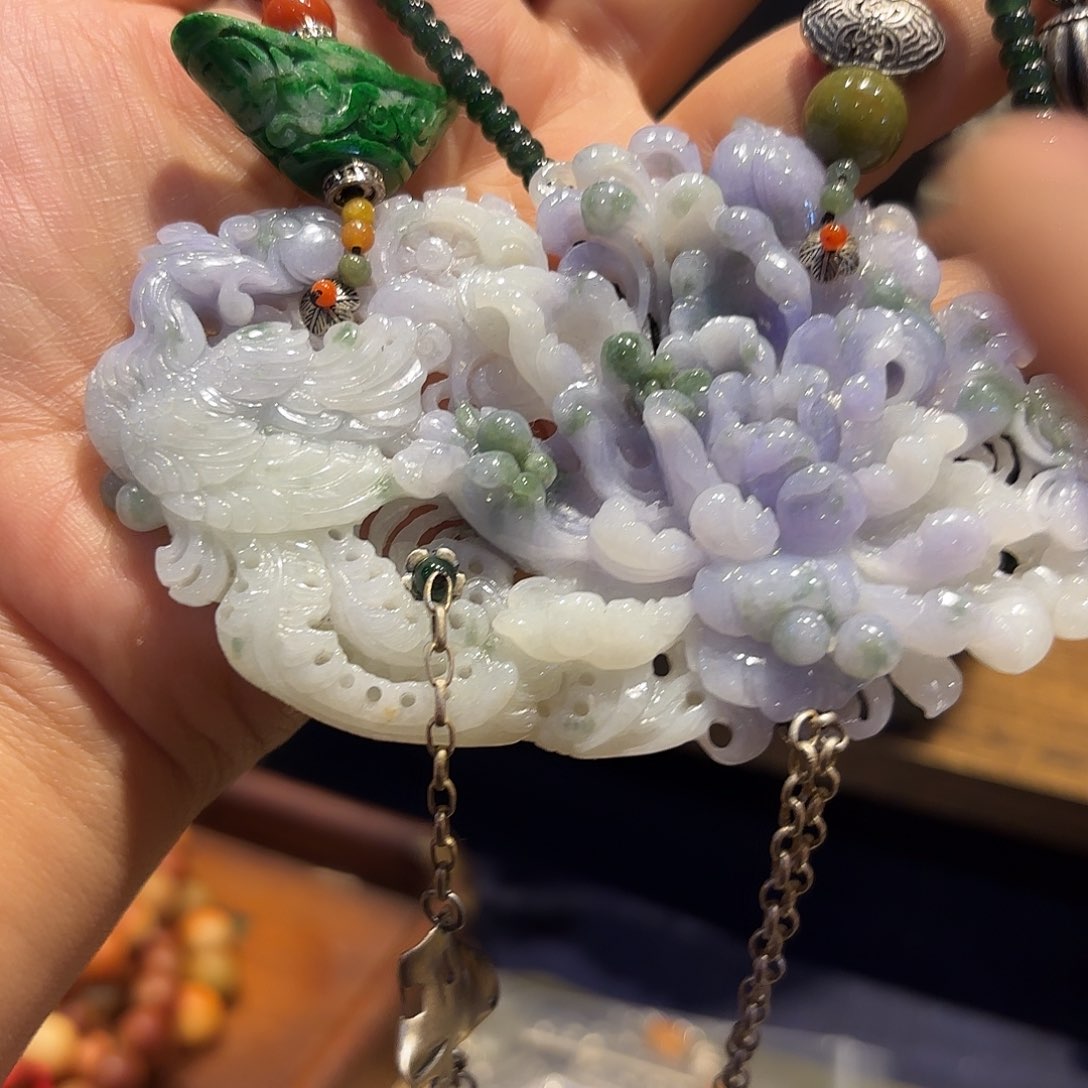 翡翠颈饰未镶嵌浅**一原创