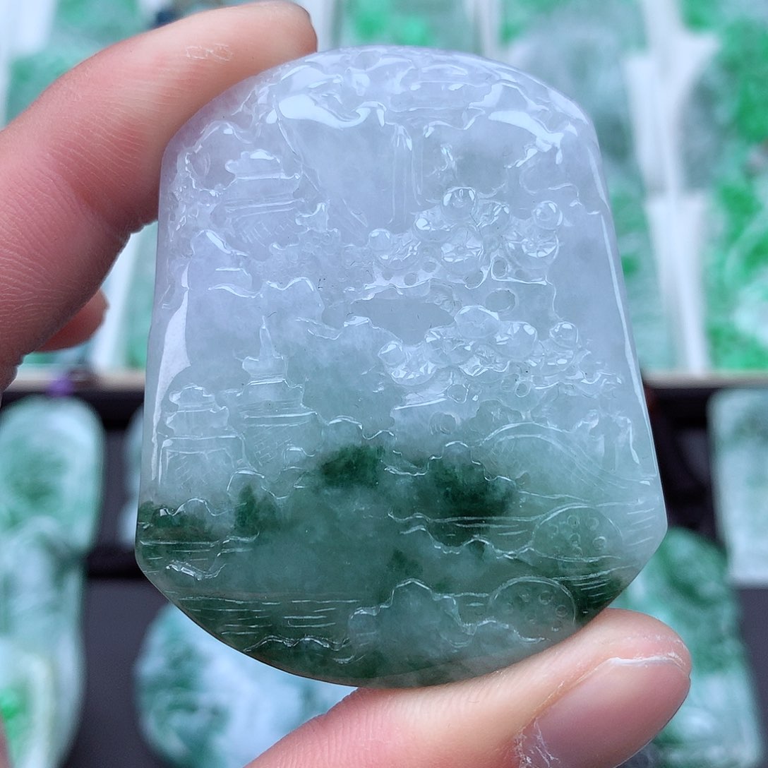 翡翠颈饰未镶嵌翡翠吊坠