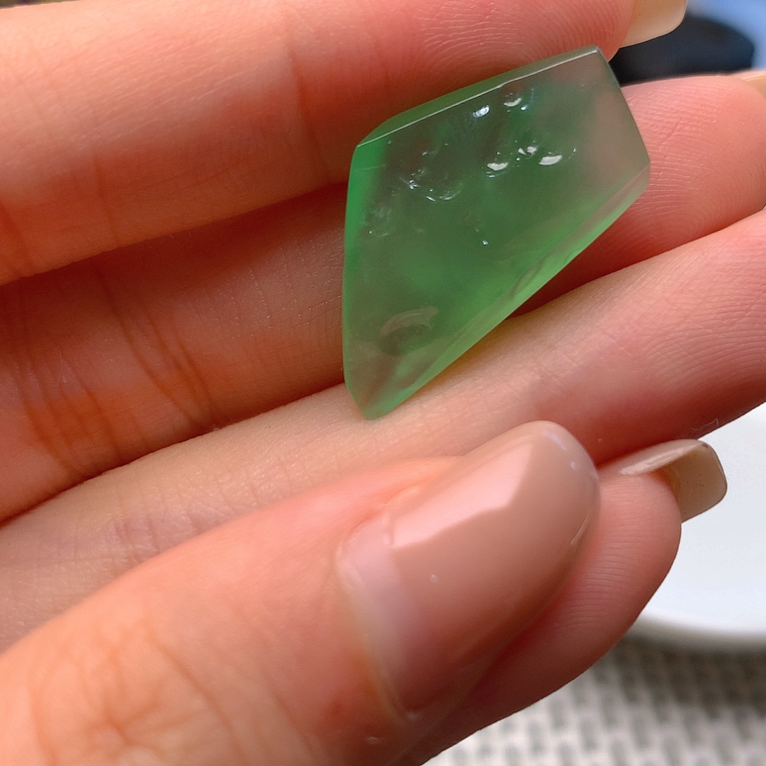 定制翡翠未镶嵌不退不换