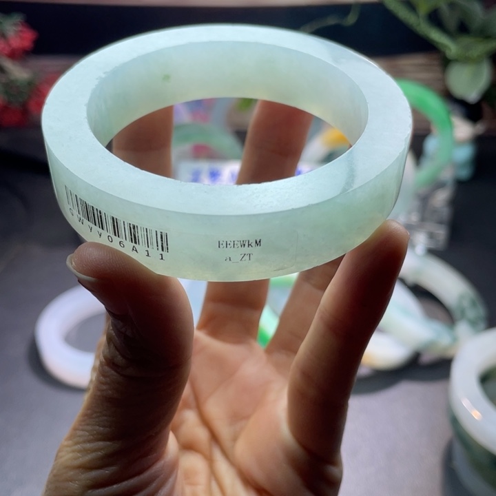 旭***️定制翡翠未镶嵌翡翠