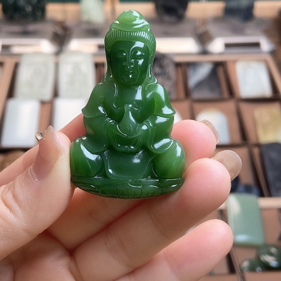 和田玉（糖玉）颈饰未镶嵌