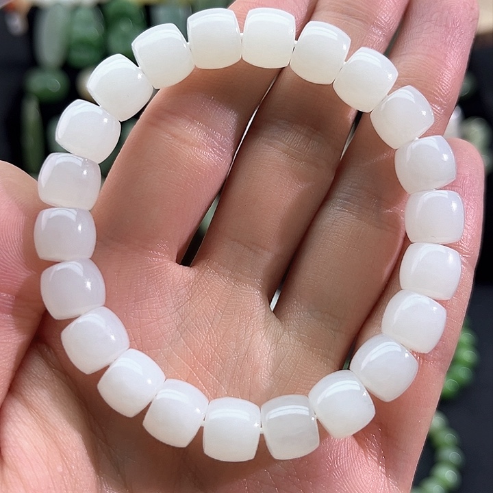 和田玉颈饰未镶嵌可***班高冰白-10mm老型直切