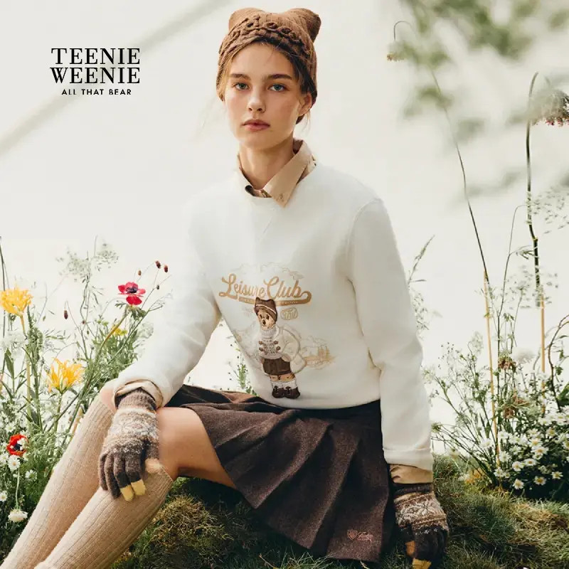 *TeenieWeenie小熊女装卫衣25秋新大熊刺绣圆领卫衣女TTMA254TC1K