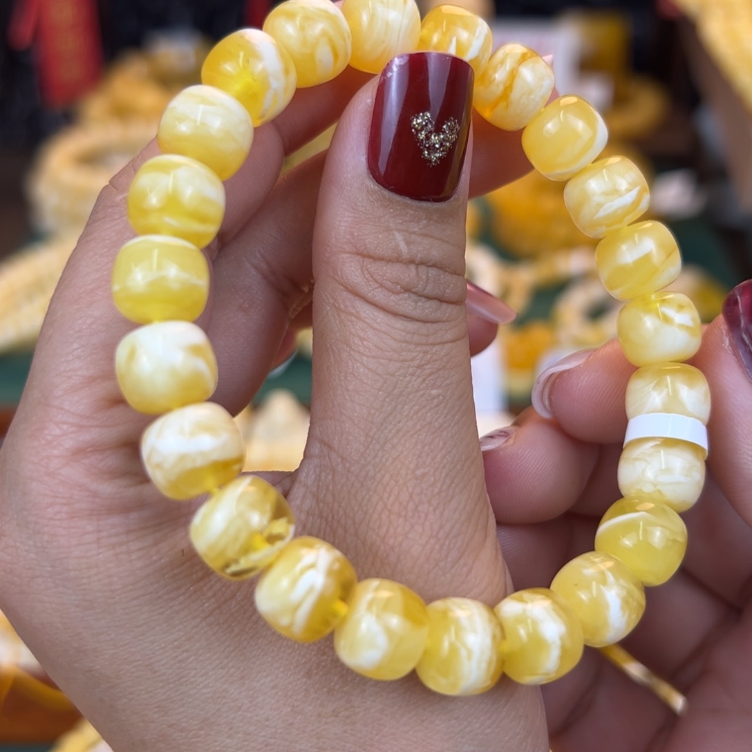 琥珀裸石未镶嵌kjhhhhhhhhbb