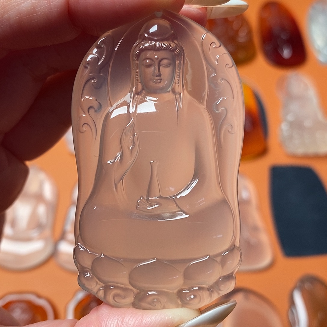 维***亚玛瑙/玉髓未镶嵌颈饰
