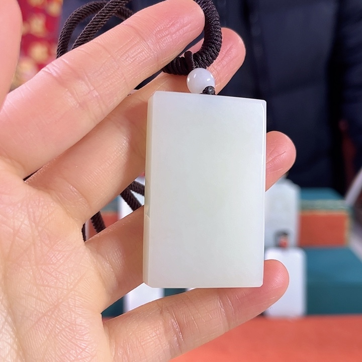 和田玉吊坠未镶嵌