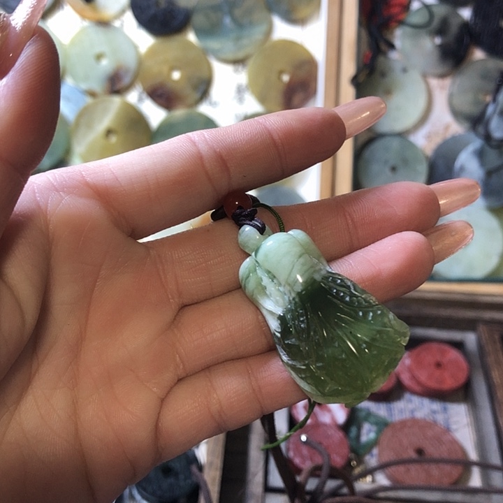 岫玉岫玉挂件未镶嵌