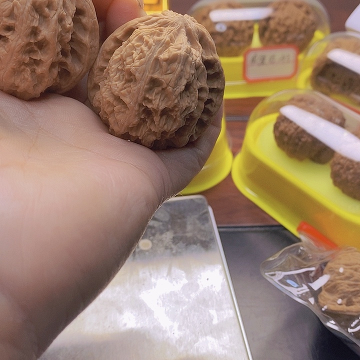 文玩核桃吊坠平****真将军42